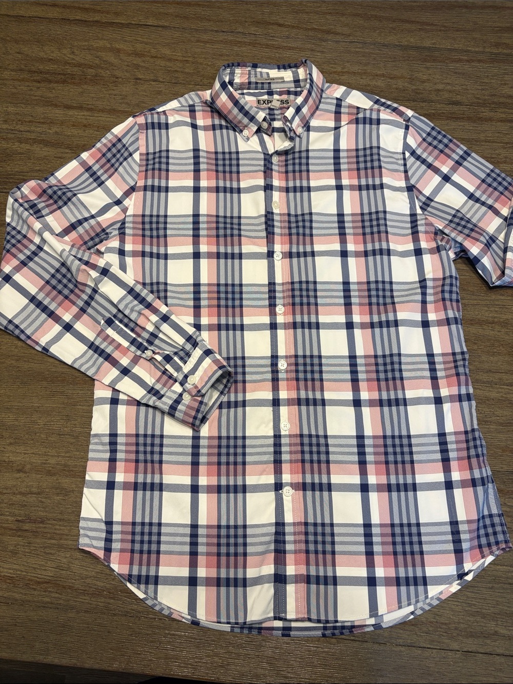 Express Men’s Fitted White Plaid Button-Down Shirt with Red and Blue